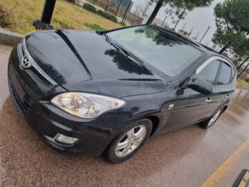 HYUNDAI I30 1.6 NAFTE AUTOMAT 2009