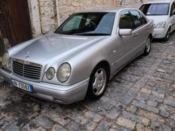 MERCEDES W210 E AVANGARD KONPRESSOR NE GJENDJE SHUM TE MIRE