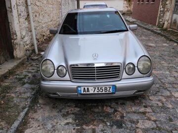 MERCEDES W210 E AVANGARD KONPRESSOR NE GJENDJE SHUM TE MIRE