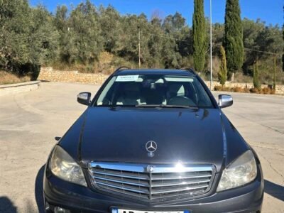 Mercedez Benz C-200 6,300 EUR