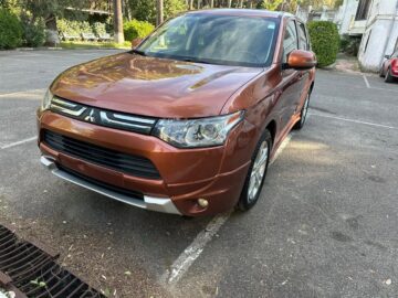 Mitsubishi Outlander Viti 2014 6+1 vende 4×4