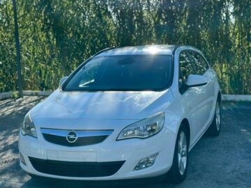 Opel astra 2011 Letra 1 vit