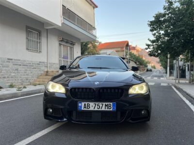 Bmw seria 5 F10 look M fabrike 2012 full Zvicra