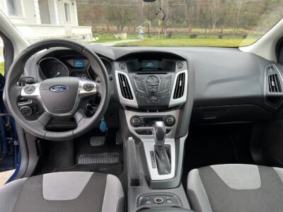 FORD FOCUS 2014 AUTOMAT NAFTE