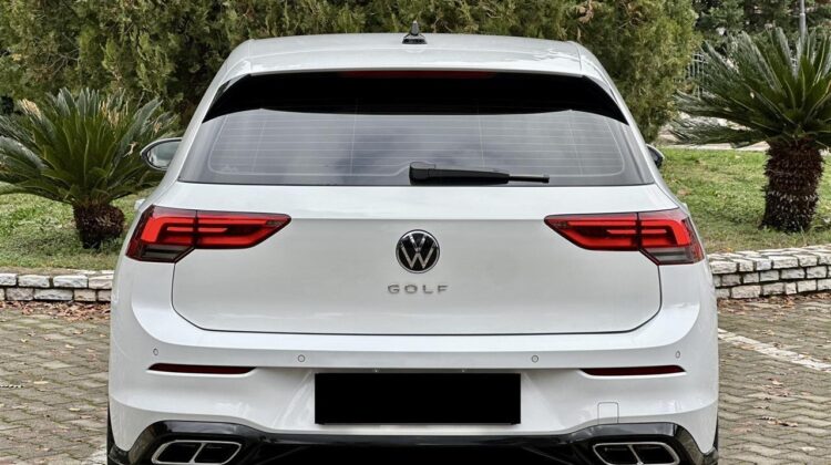 GOLF 8 OKAZION 2.0 naft viti 2021