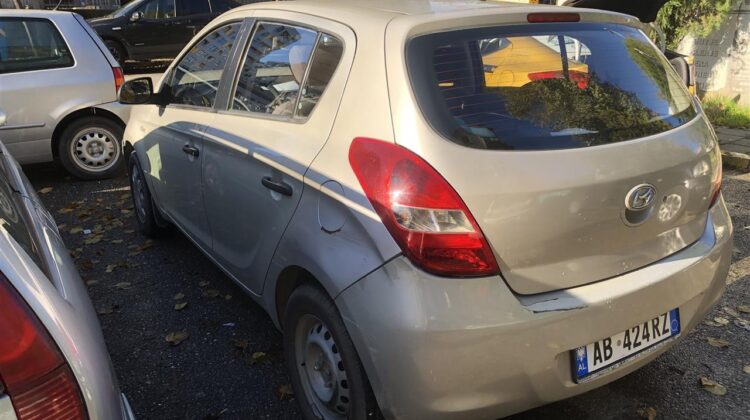 Hyundai i20 1.2 benzin viti 2010