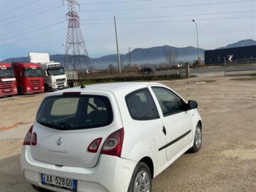 RENAULT TWINGO 1.5 NAFTE MANUAL