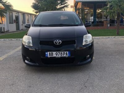 Toyota Auris Sapo Targuar