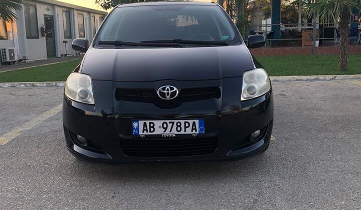 Toyota Auris Sapo Targuar