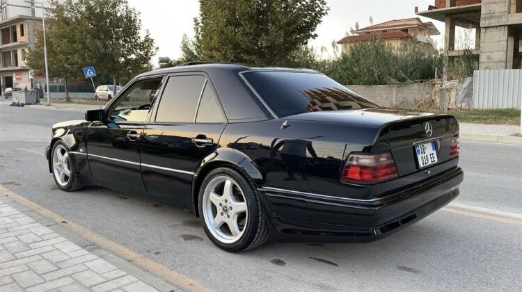 W124 . 3.2 benzin .viti 94 body kit E500 AMG 🇺🇸