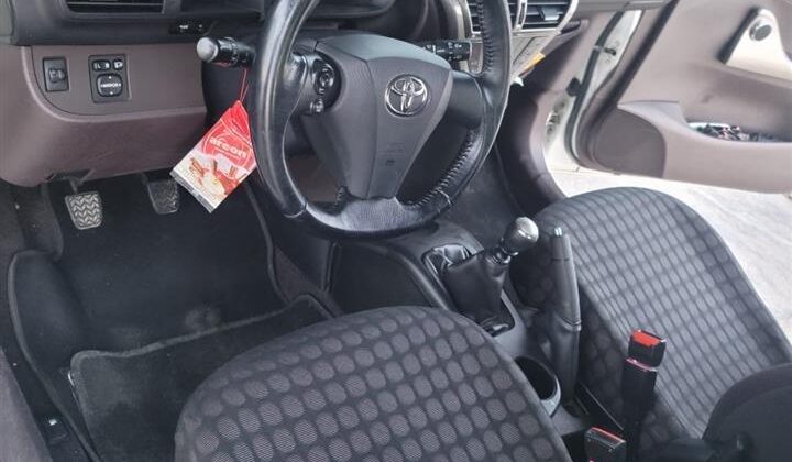 OKAZION TOYOTA IQ 1.0 BENZIN MANUALE 2009