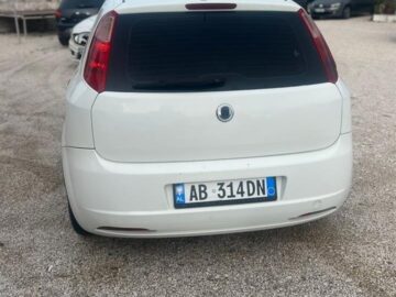 Shitet fiat grande punto