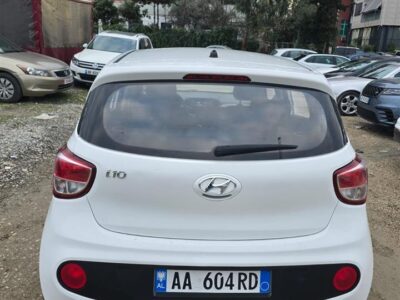 Shitet Hyundai i10, e bardhe ,manuale,viti 2017 Benzine